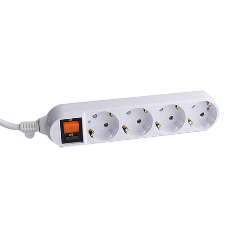 Cáp3g 4 ổ cắm tiêu chuẩn EU với công tắc bảo vệ quá tải